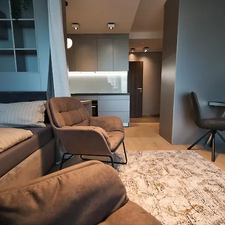 Scan Qr Code For Video Tour - Free Parking, Gym Access, Air Conditioning, Kitchen And In Apartman Riga