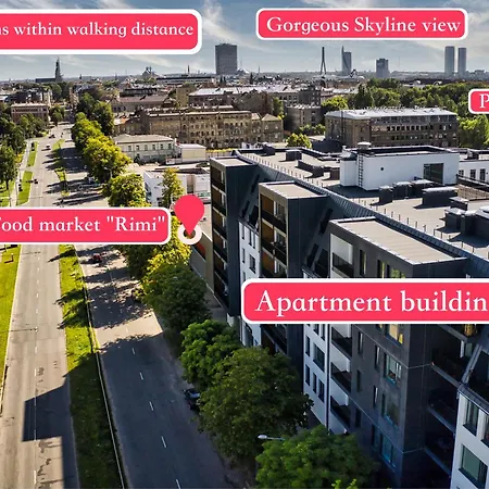 Apartman Scan Qr Code For Video Tour - Free Parking, Gym Access, Air Conditioning, Kitchen And In