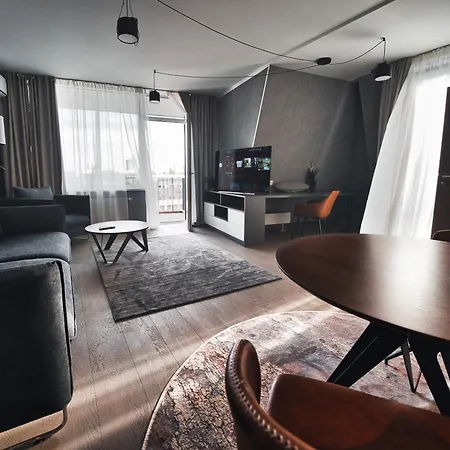 Park Alley Apartments With Private Parking Apartament Ryga