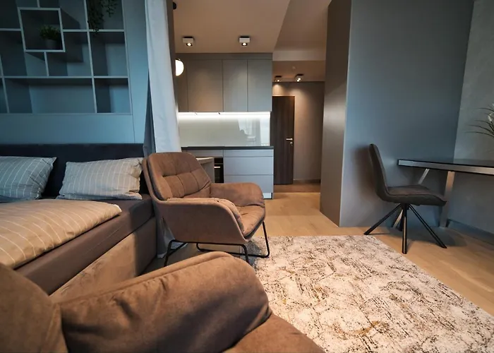 Urban Oasis: Fitness-focused With Views Dzīvoklis Riga