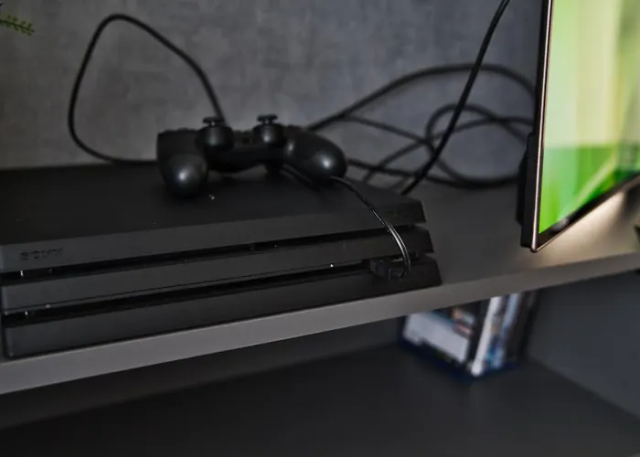 Scan Qr Code For Video Tour - Free Parking, Gym Access, Air Conditioning, Kitchen And In Daire