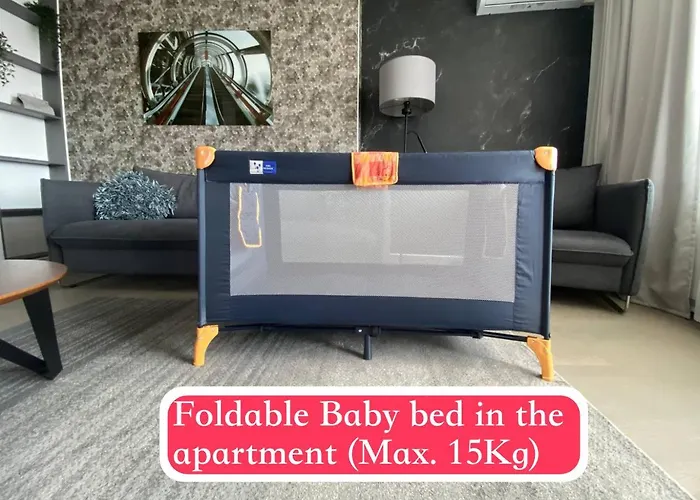 Dzīvoklis Urban Oasis: Fitness-focused With Views