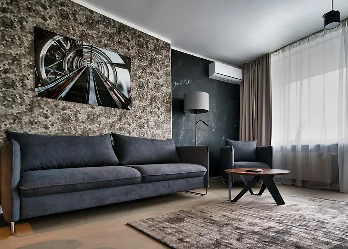 Urban Oasis: Fitness-focused With Views Dzīvoklis Riga