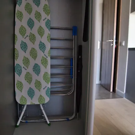 Scan Qr Code For Video Tour - Free Parking, Gym Access, Air Conditioning, Kitchen And In Riga